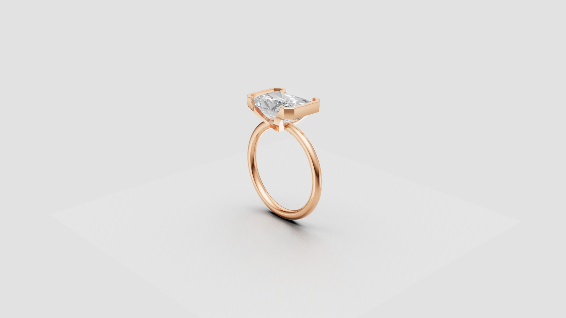 "Luna Prism" – Princess-Cut Solitaire Ring in Classic Rose Gold Elegance 👑