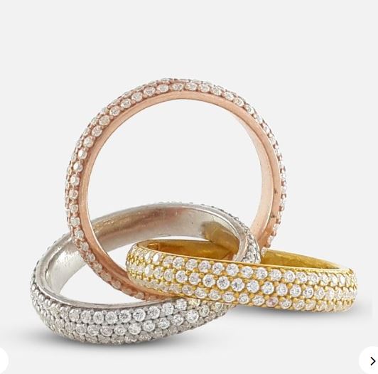 Trinity Sparkle Band – Triple-Tone Harmony in Gold & Brilliance