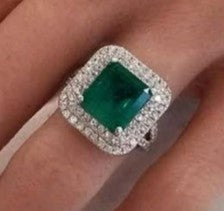 Luxe Double Halo Emerald-Cut Diamond Ring – Architectural Elegance Meets Classic Sparkle 💫