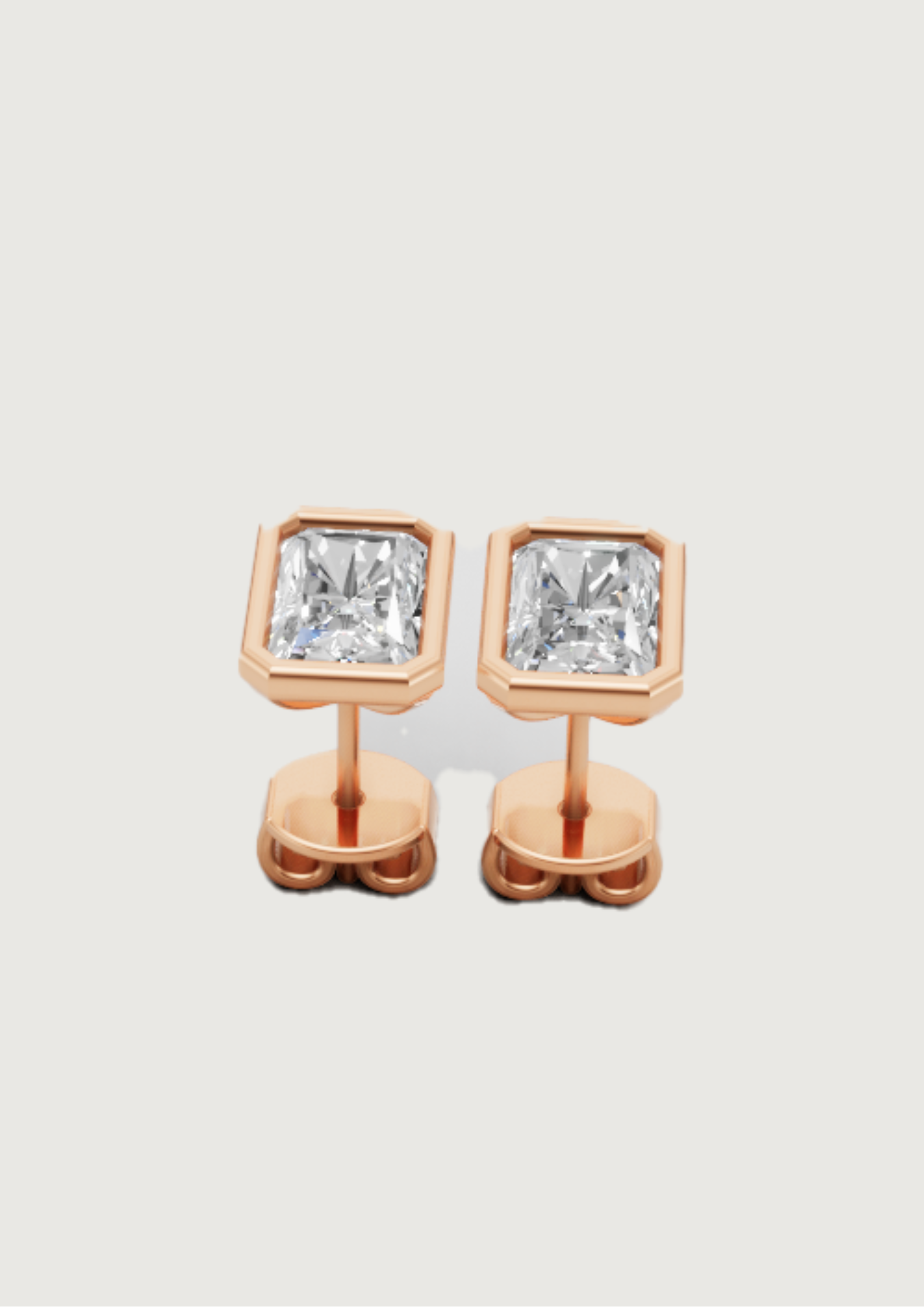 "Serein Spark" – Princess-Cut Diamond Stud Earrings in Rose Gold Elegance ✨